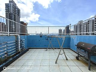 Tai Hang - Rich Building 08