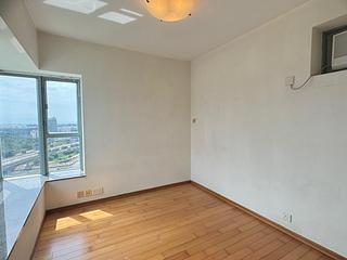 Tung Chung - Seaview Crescent 09