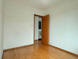 Tung Chung - Seaview Crescent 11