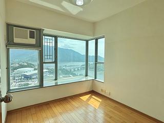 Tung Chung - Seaview Crescent 12