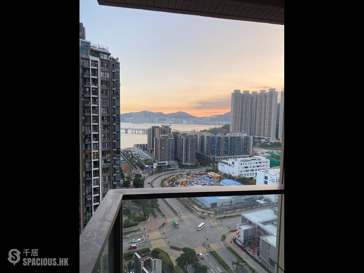 Tseung Kwan O - The Wings IIIA 01