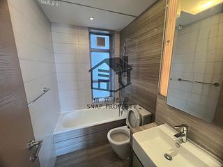 Sai Ying Pun - Island Crest Block 1 04