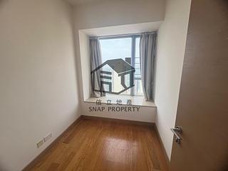 Sai Ying Pun - Island Crest Block 1 08