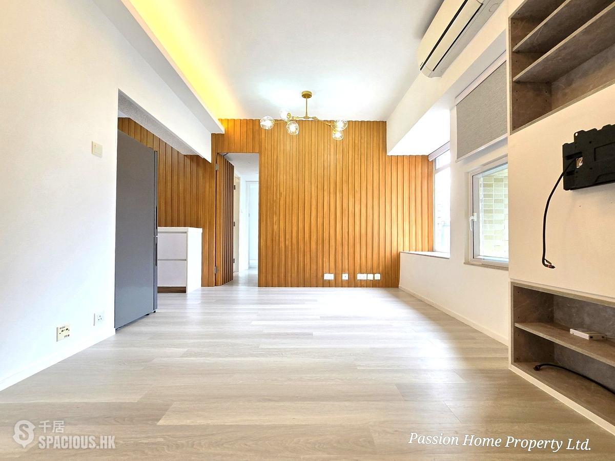 Wan Chai - Manrich Court 01
