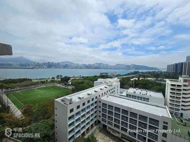 Quarry Bay - King's View Court 04