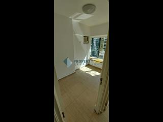Sheung Wan - Queen's Terrace 02