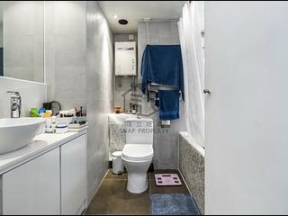 Mid Levels Central - Ying Fai Court 06