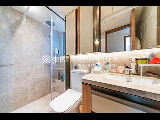 Shau Kei Wan - Island Garden 10