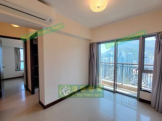 Kennedy Town - The Merton Tower 1 04