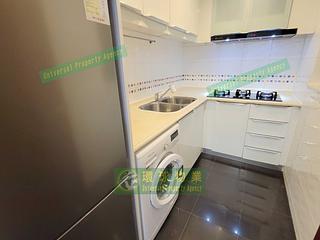 Kennedy Town - The Merton Tower 1 07
