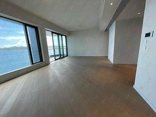 Ap Lei Chau - The Corniche Tower 1 04