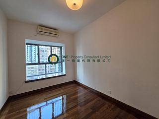 Mid Levels Central - Winsome Park 07