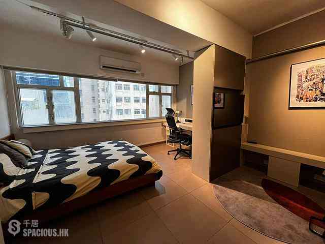 Sheung Wan - CM+ 12