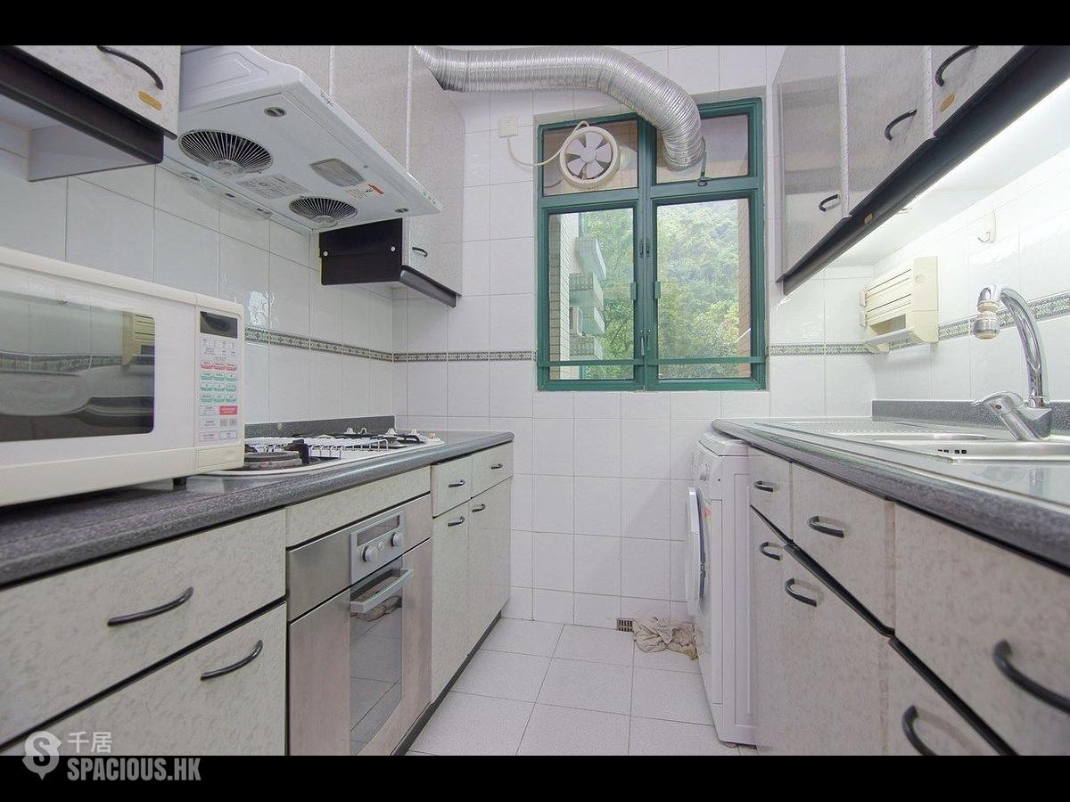 Mid Levels Central - Hillsborough Court 01