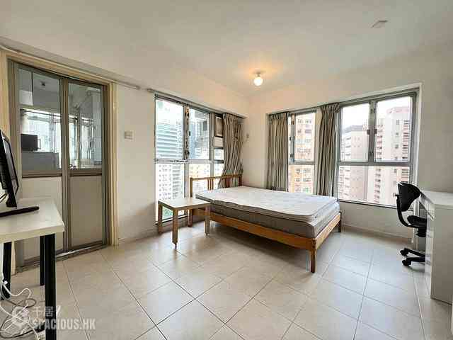 Wan Chai - Valiant Court 01