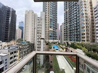 Wan Chai - The Avenue Phase 2 Block 2 03