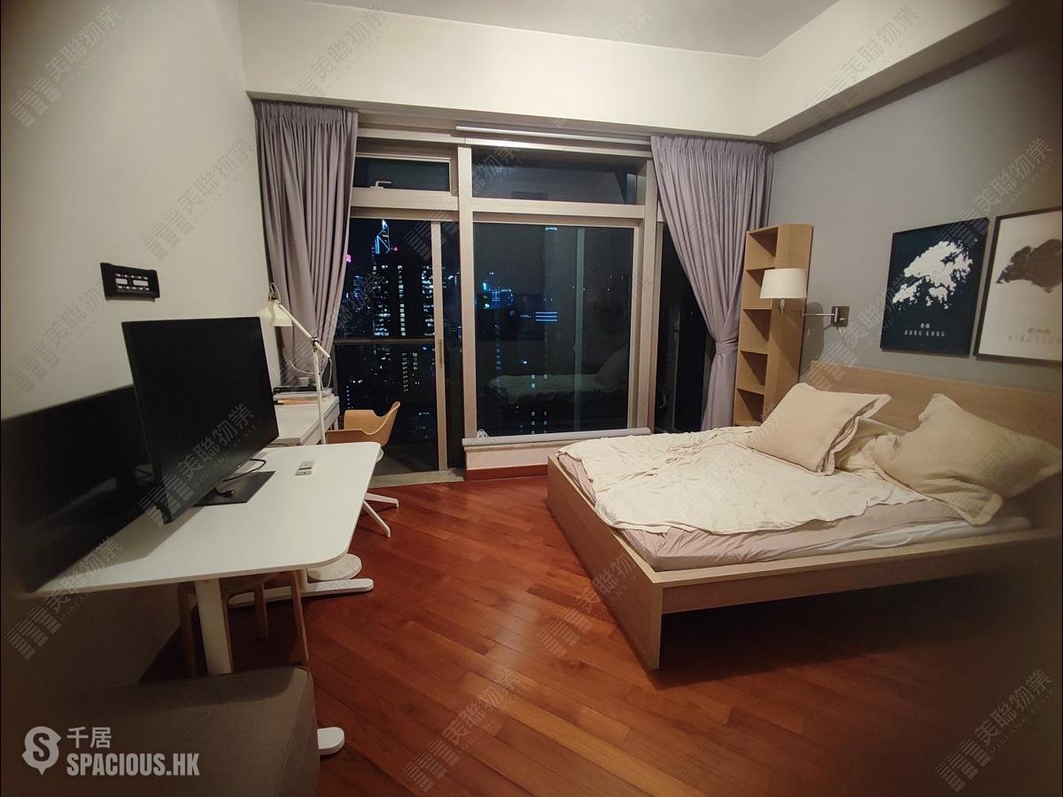 Wan Chai - The Avenue Phase 2 Block 2 01