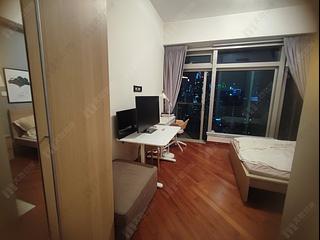 Wan Chai - The Avenue Phase 2 Block 2 02