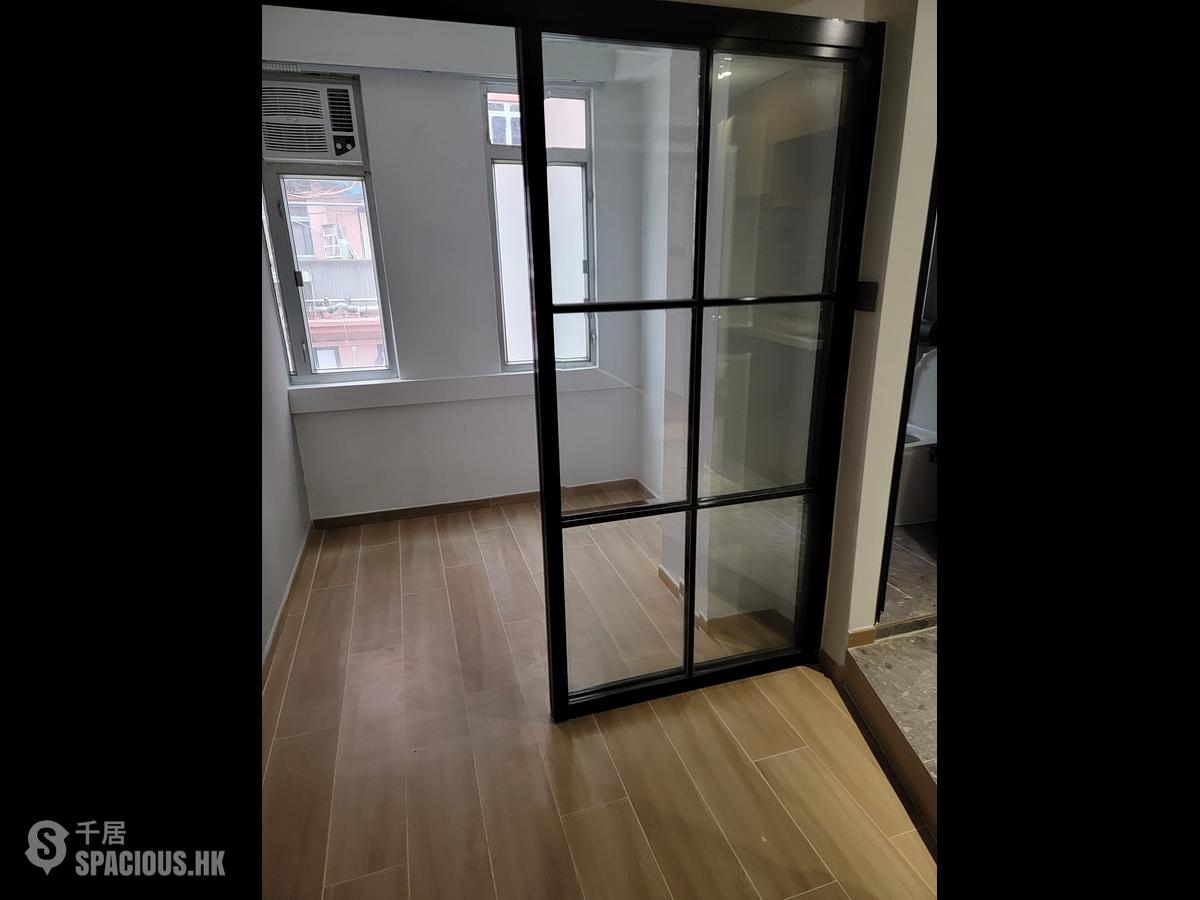 Tsim Sha Tsui - 23A, Lock Road 01