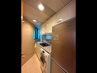 Kennedy Town - Manhattan Heights 04