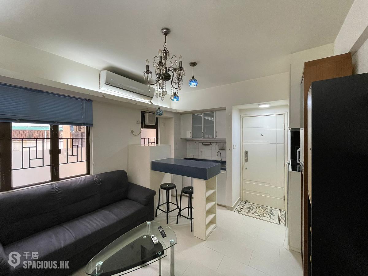 Wan Chai - Pao Woo Mansion 01