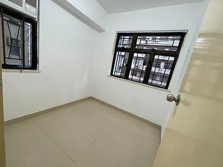 Shek Tong Tsui - Kwok Ga Building 07
