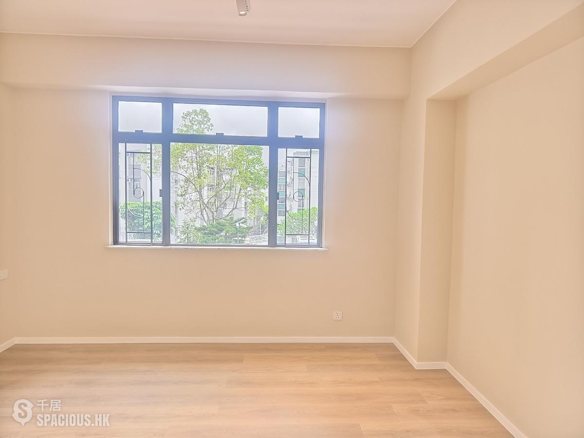Beacon Hill - Eastbourne Court 01