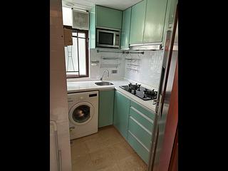 Sai Wan Ho - Lee Ga Building 03