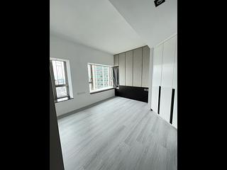 West Kowloon - Sorrento Phase 2 Block 2 05