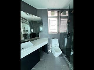 West Kowloon - Sorrento Phase 2 Block 2 06