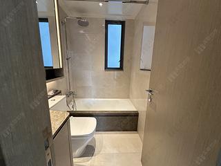 Wong Chuk Hang - The Southside Phase 1 Southland Tower 2B 06