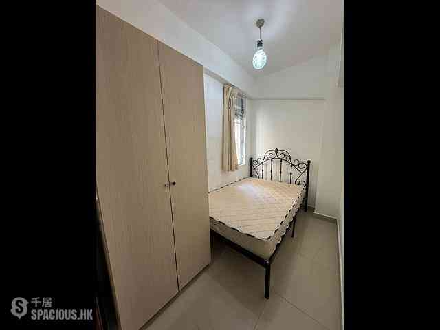 Wan Chai - Glory House 01