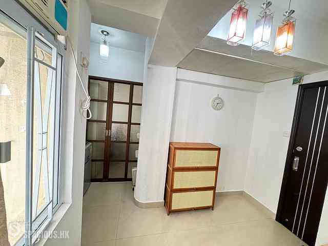 Wan Chai - Glory House 06