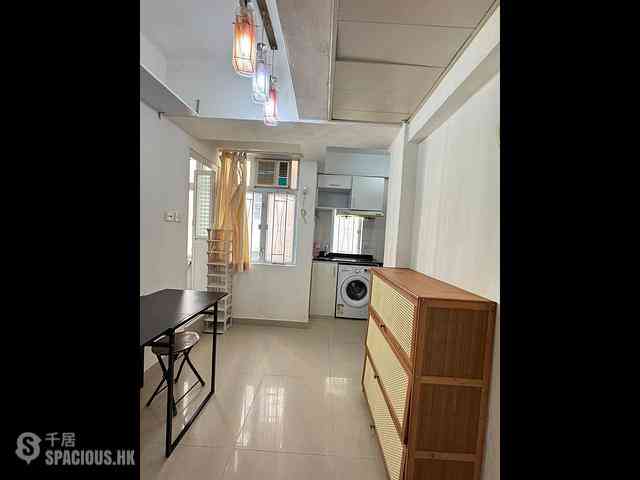 Wan Chai - Glory House 03