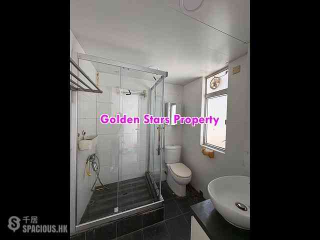 Sai Ying Pun - 75, First Street 05