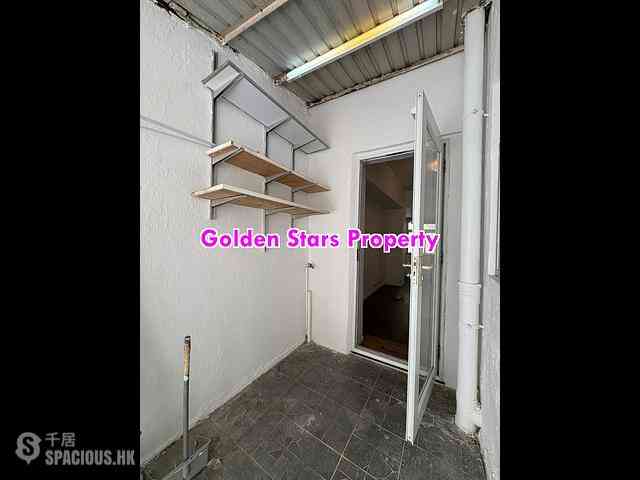 Sai Ying Pun - 75, First Street 09