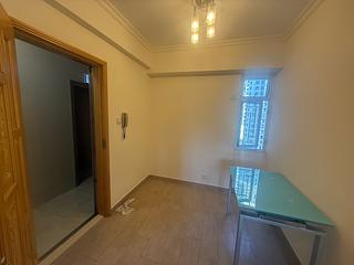 Sai Ying Pun - Elegant Garden Block 1 03