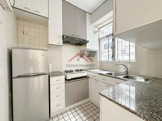 Mid Levels Central - Sherwood Court 03