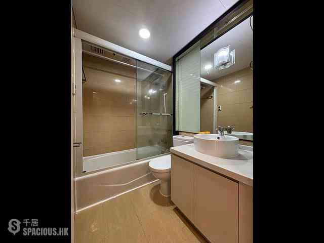 Cheung Sha Wan - Banyan Garden Phase 2 Block 7 05