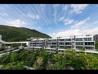 Clear Water Bay - Mount Pavilia 02