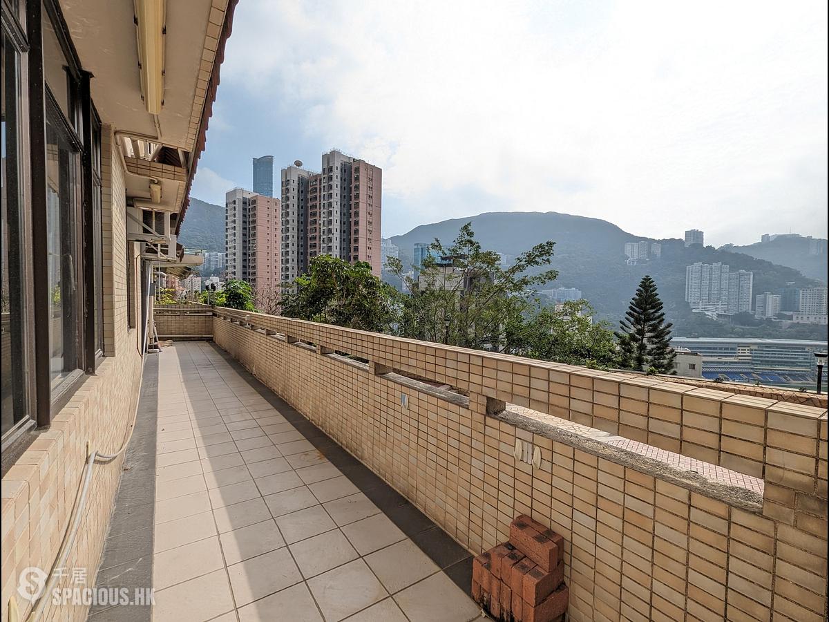 Happy Valley - Villa Rocha 01