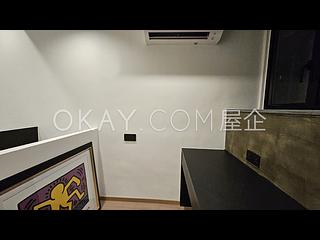 Wan Chai - 9, Kat On Street 13