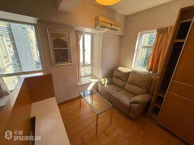 Causeway Bay - Lee King Mansion 01