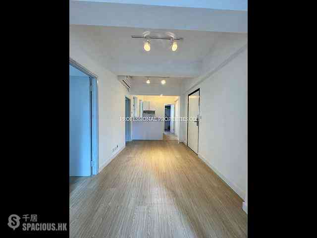 Sheung Wan - 242-244A, Queen's Road Central 06