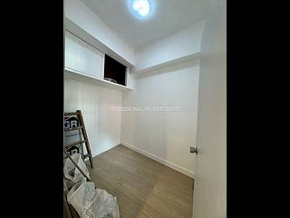 Sheung Wan - 242-244A, Queen's Road Central 11