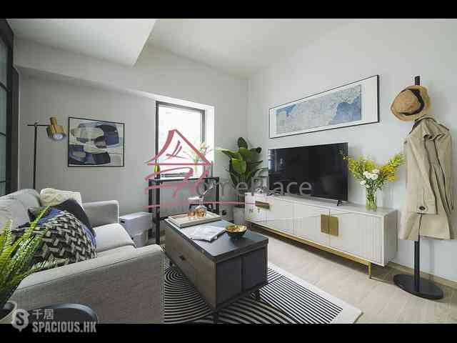 Central - 108-110, Wellington Street 01