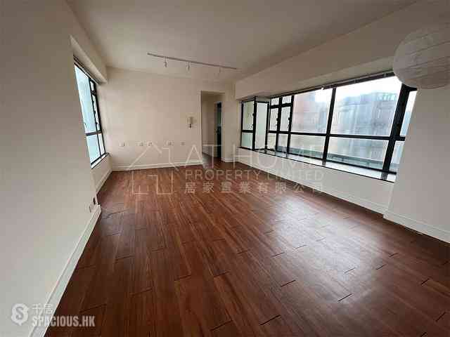 Mid Levels Central - The Grand Panorama 01