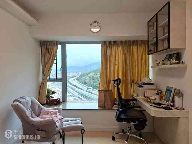 Tung Chung - Caribbean Coast Phase 1 Monterey Cove Tower 2 07