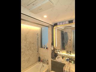 Wong Chuk Hang - The Southside Phase 2 La Marina Tower 2A 04