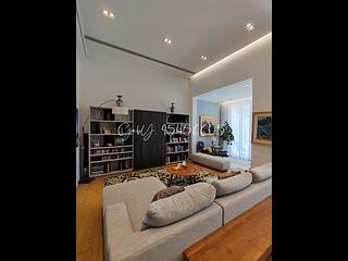 Chung Hom Kok - 33, Cape Road 02